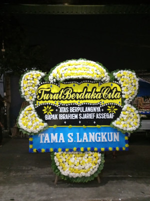 Papan Bunga Duka di Pasir Baru